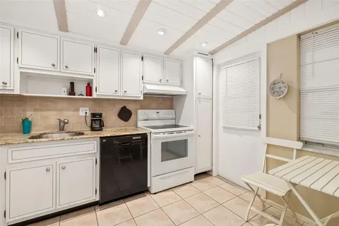 7461 W Country Club Drive Sarasota FL 34243
