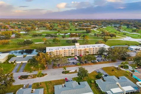 7461 W Country Club Drive Sarasota FL 34243