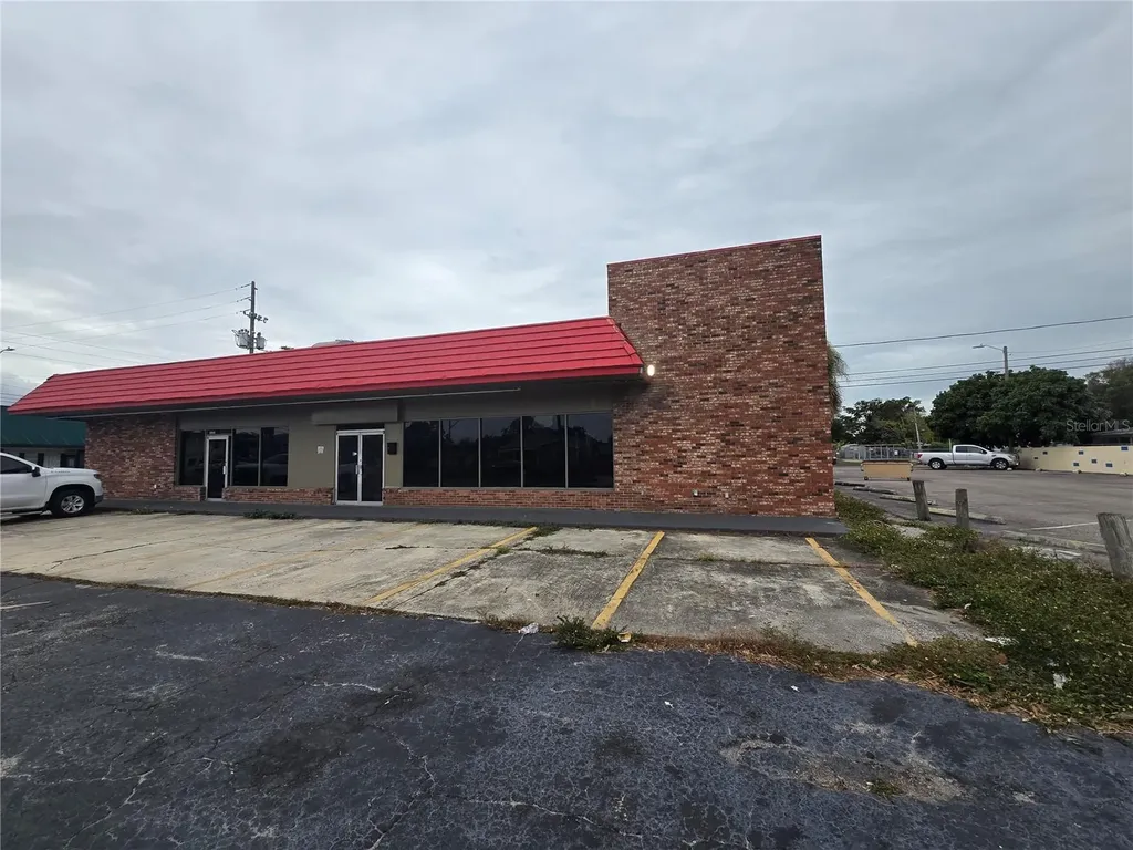 1602 31st Avenue N St Petersburg FL 33713