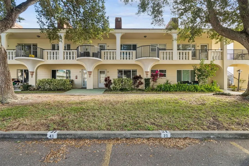 2295 Mexican Way Clearwater FL 33763