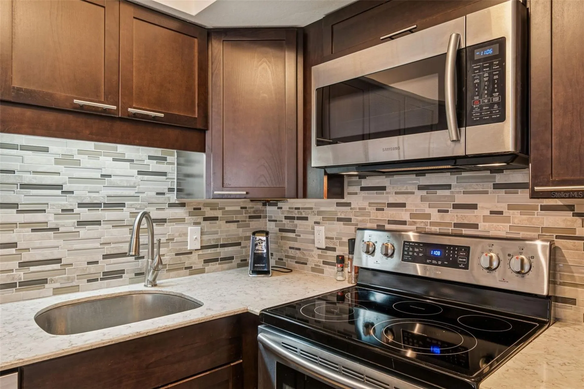 2295 Mexican Way Clearwater FL 33763