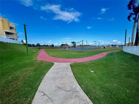Cond. Castillos Del Mar J Ceiba PR 00735