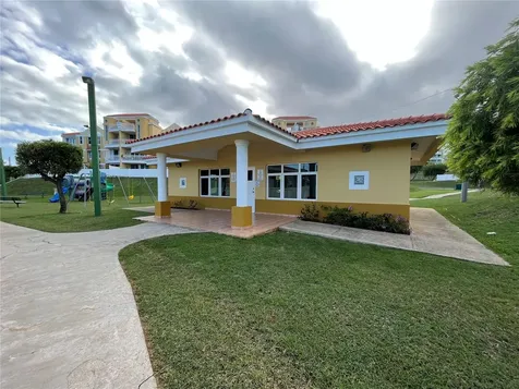 Cond. Castillos Del Mar J Ceiba PR 00735