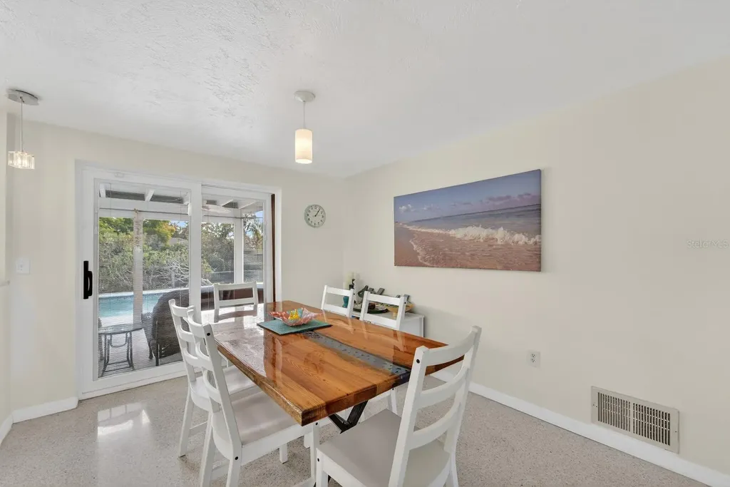 3326 Rowena Street Sarasota FL 34231