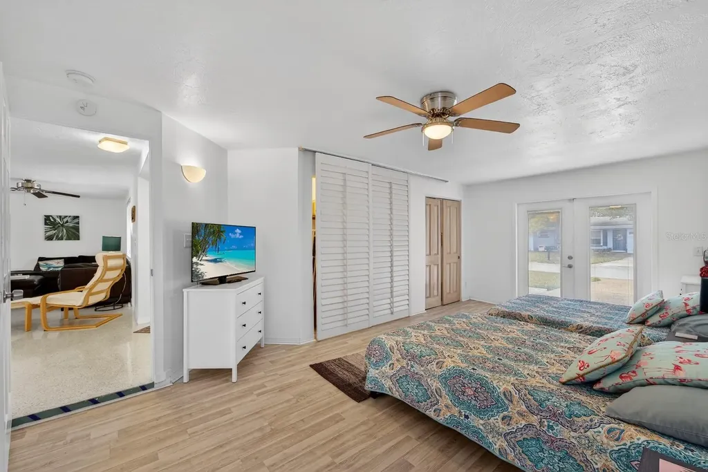 3326 Rowena Street Sarasota FL 34231