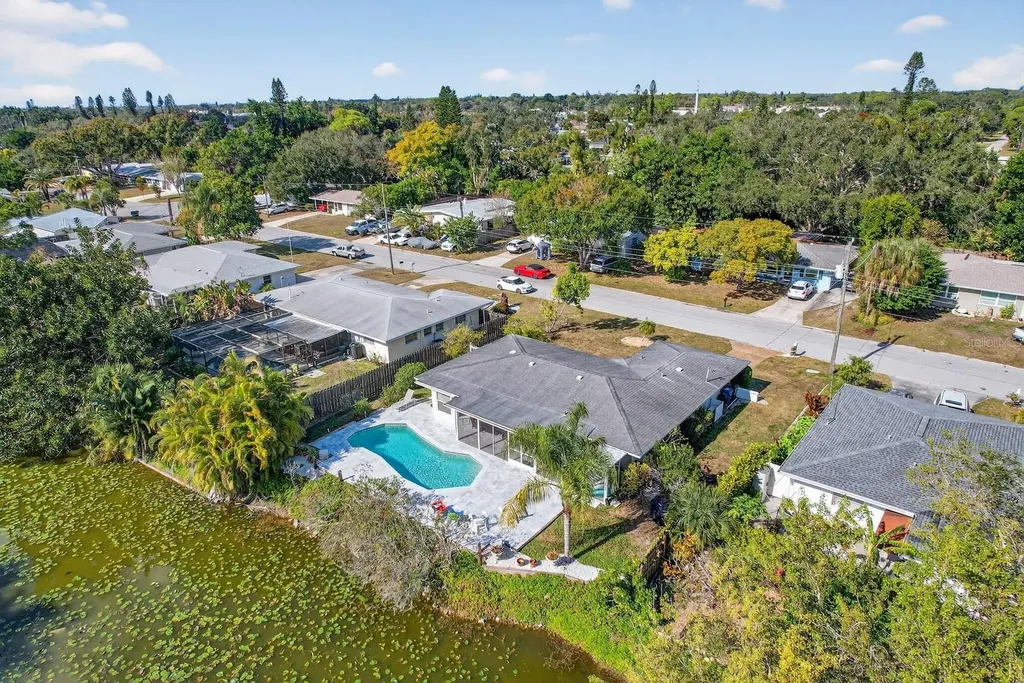3326 Rowena Street Sarasota FL 34231