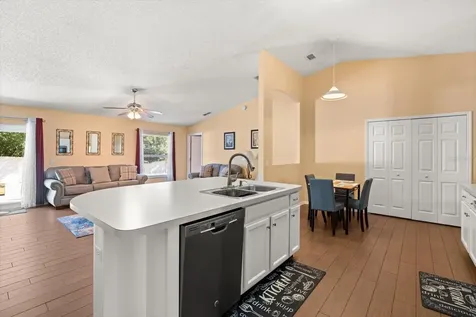 1217 Bachman Avenue Deltona FL 32725