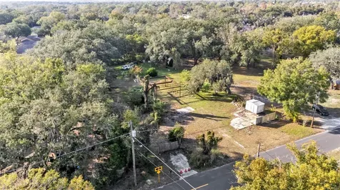 23 Violet Street Plant City FL 33563