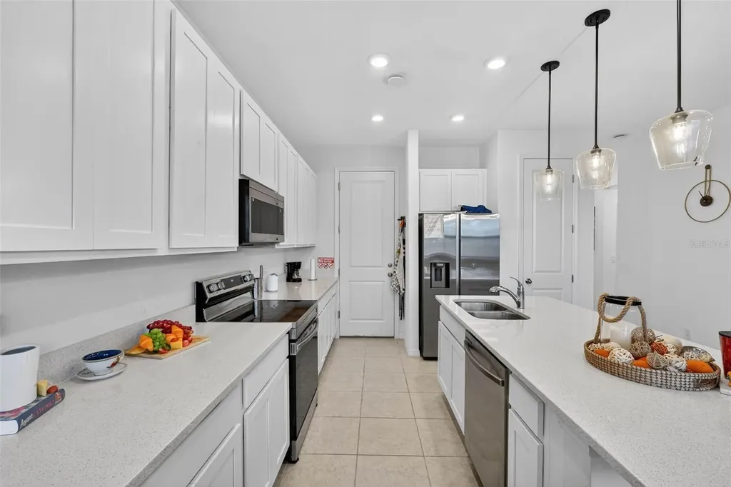 832 Longboat Drive Davenport FL 33896