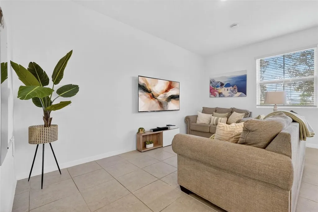 832 Longboat Drive Davenport FL 33896