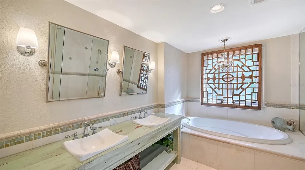 2550 Harbourside Drive Longboat Key FL 34228
