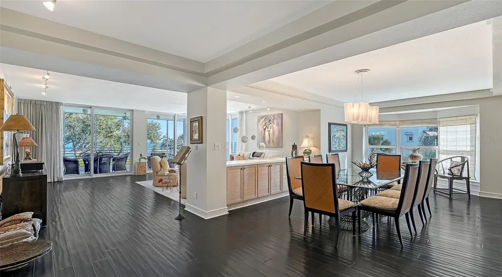 2550 Harbourside Drive Longboat Key FL 34228