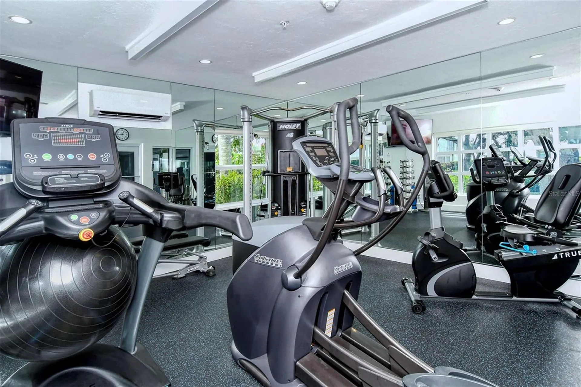 2550 Harbourside Drive Longboat Key FL 34228
