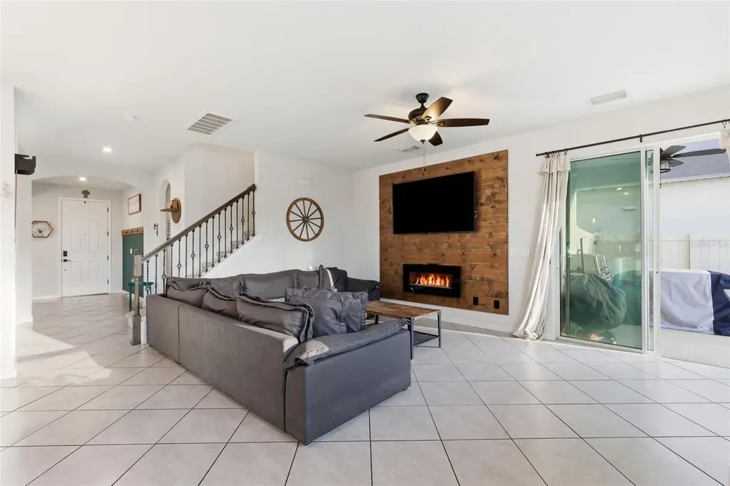 12138 Blue Pacific Drive Riverview FL 33579