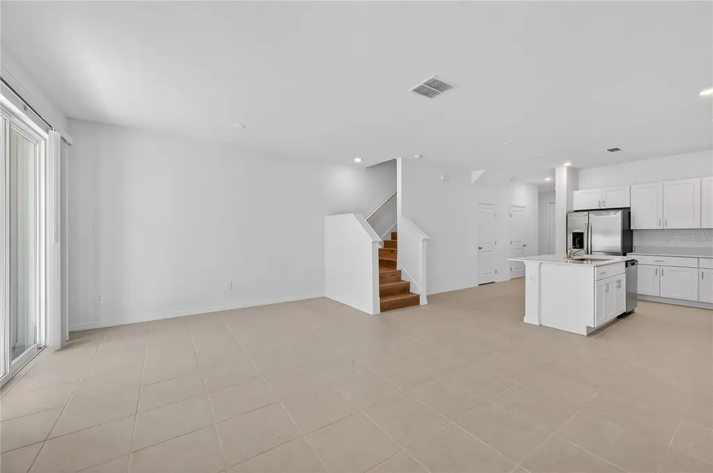 3346 Lapis Lake Drive Zephyrhills FL 33541
