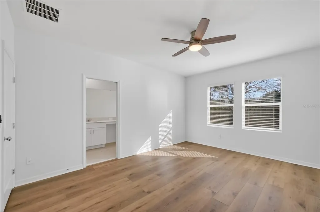 3346 Lapis Lake Drive Zephyrhills FL 33541
