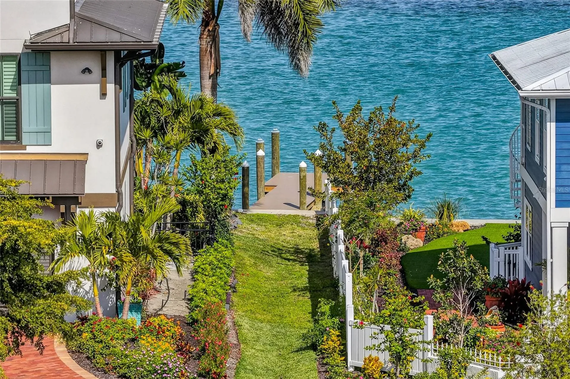 525 Channel Lane Longboat Key FL 34228