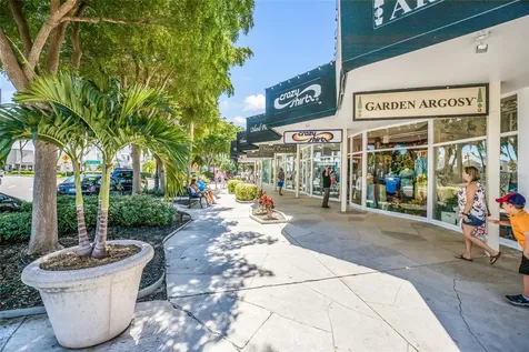 525 Channel Lane Longboat Key FL 34228