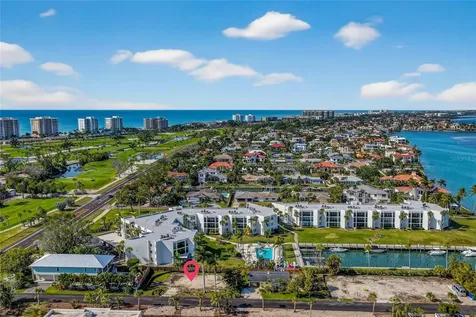 525 Channel Lane Longboat Key FL 34228