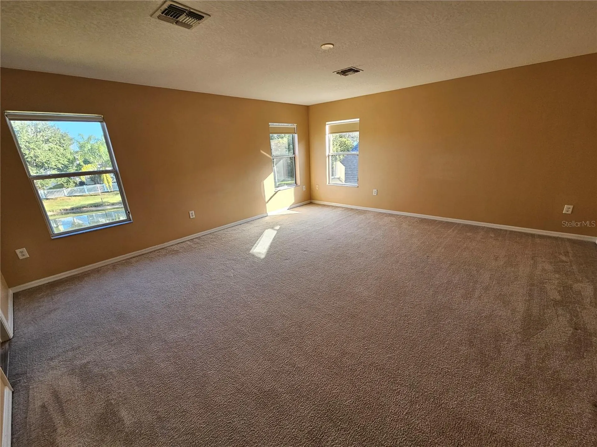1881 Strathmore Circle Mount Dora FL 32757