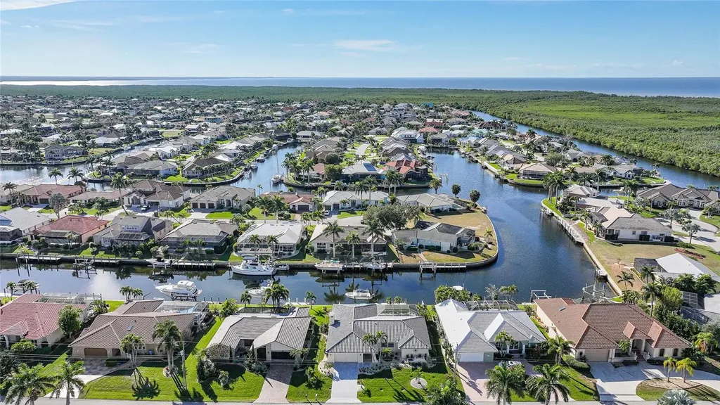 2737 Saint Thomas Drive Punta Gorda FL 33950