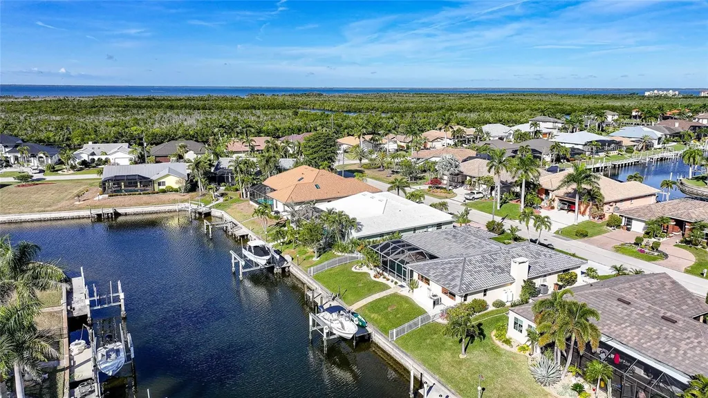 2737 Saint Thomas Drive Punta Gorda FL 33950