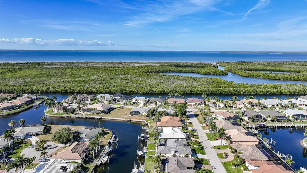 2737 Saint Thomas Drive Punta Gorda FL 33950
