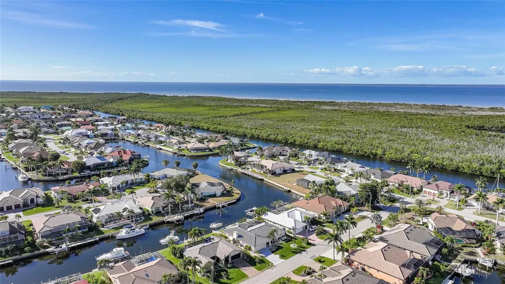 2737 Saint Thomas Drive Punta Gorda FL 33950