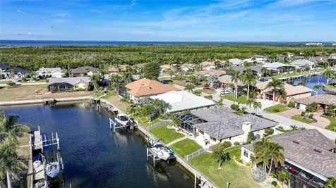 2737 Saint Thomas Drive Punta Gorda FL 33950