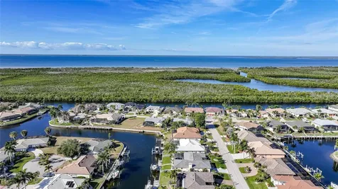2737 Saint Thomas Drive Punta Gorda FL 33950