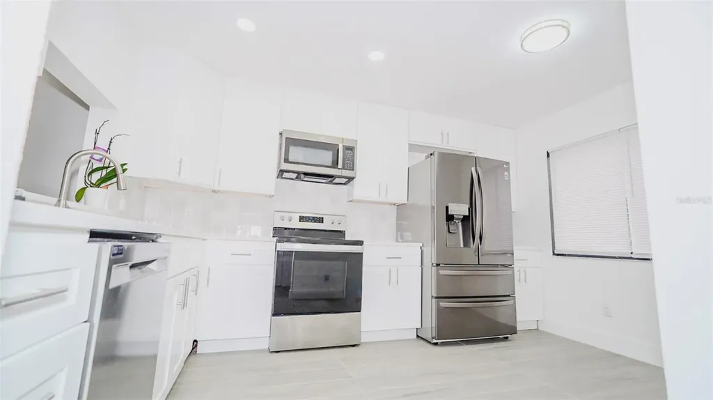 4368 S Lake Parkway Orlando FL 32808