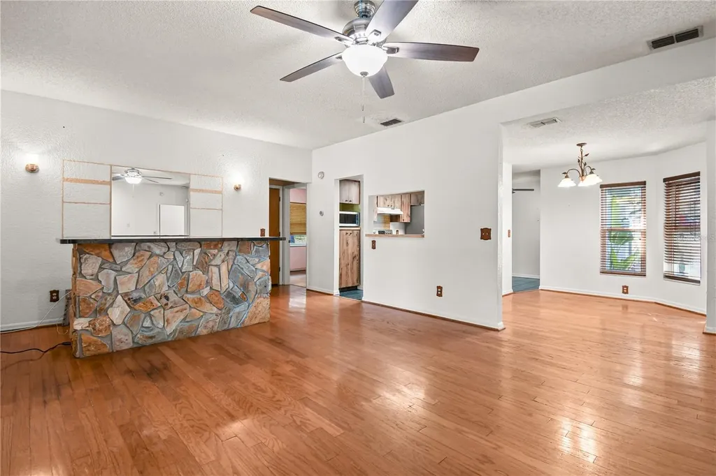 811 Carlton Avenue Lake Wales FL 33853