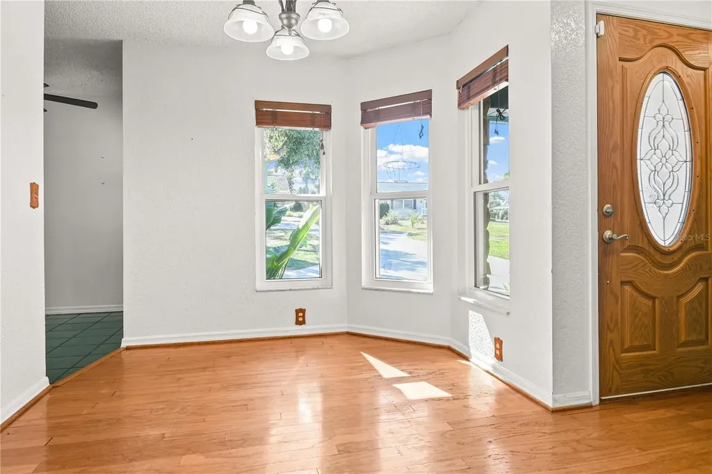 811 Carlton Avenue Lake Wales FL 33853