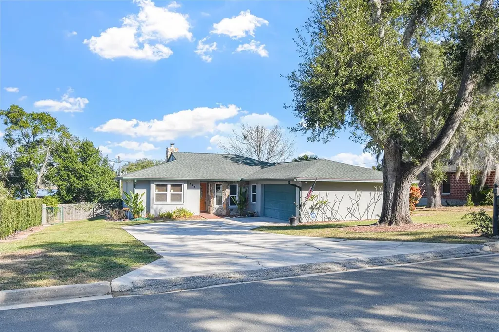 811 Carlton Avenue Lake Wales FL 33853