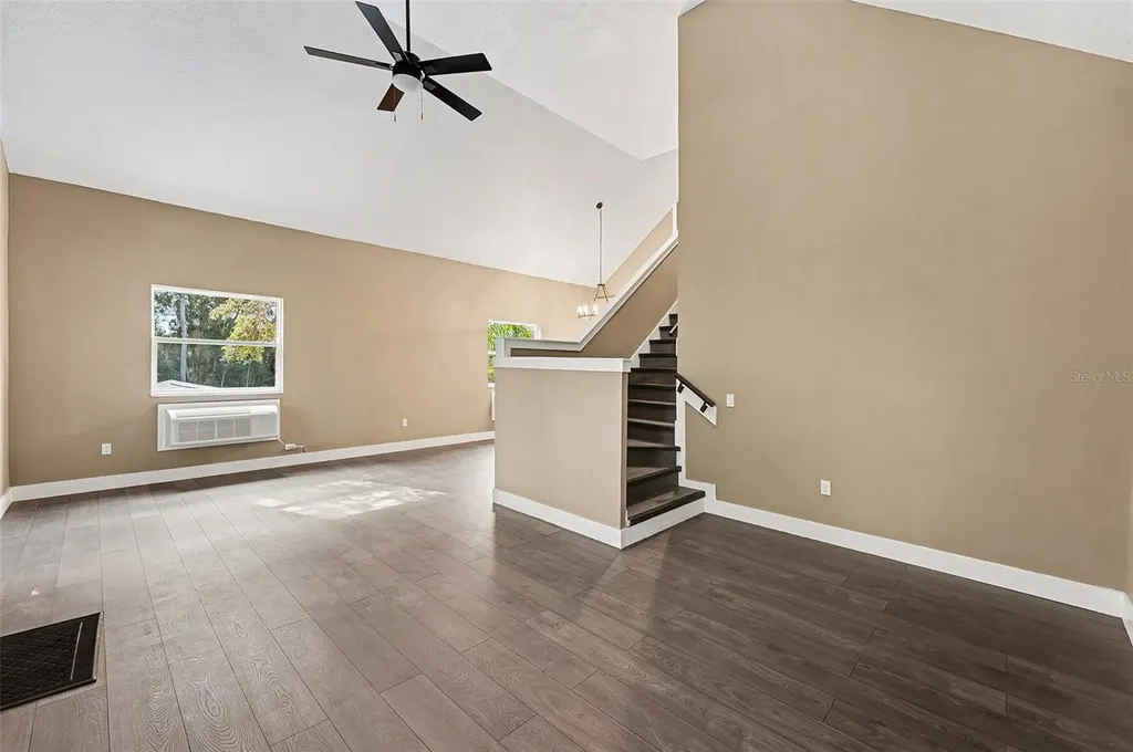 16288 48th Street N Clearwater FL 33762