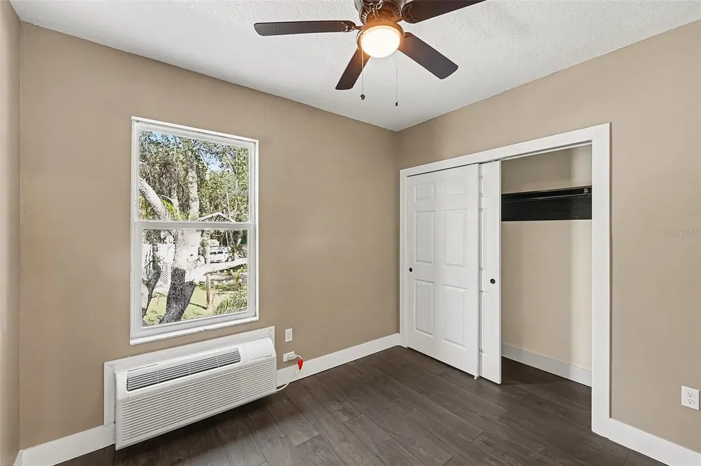 16288 48th Street N Clearwater FL 33762