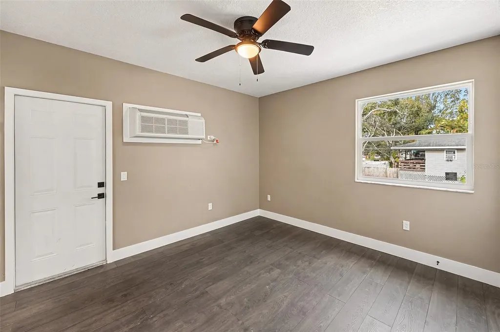 16288 48th Street N Clearwater FL 33762