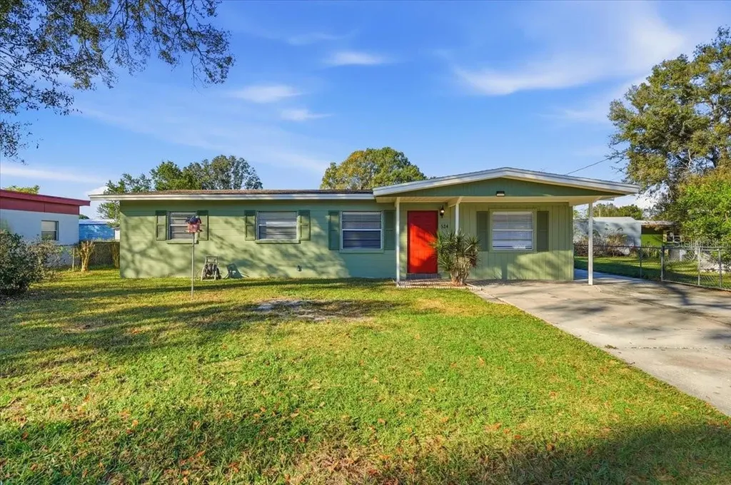 524 Victoria Boulevard Auburndale FL 33823