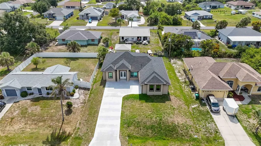 6146 Grandeur Street Englewood FL 34224