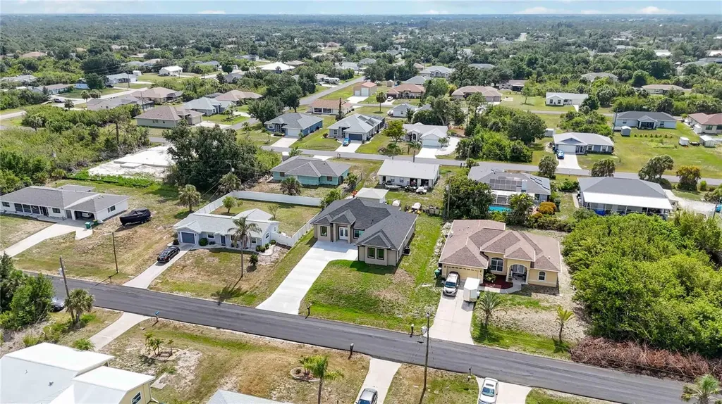 6146 Grandeur Street Englewood FL 34224