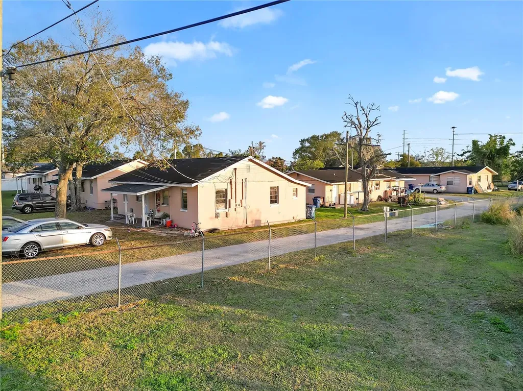 301 SW 3rd Terrace Mulberry FL 33860