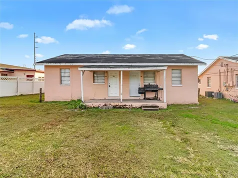 301 SW 3rd Terrace Mulberry FL 33860