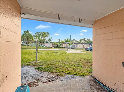 301 SW 3rd Terrace Mulberry FL 33860