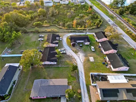 301 SW 3rd Terrace Mulberry FL 33860