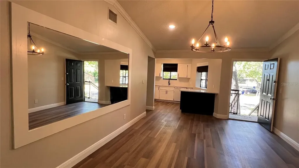 1716 Foxhall Circle Kissimmee FL 34741