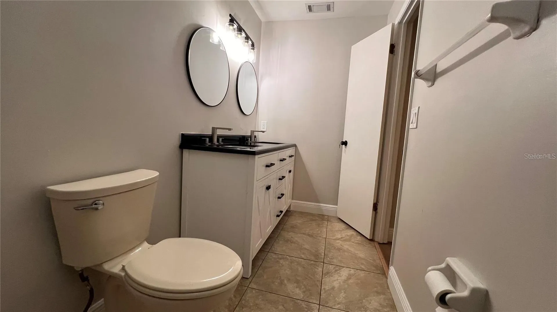 1716 Foxhall Circle Kissimmee FL 34741