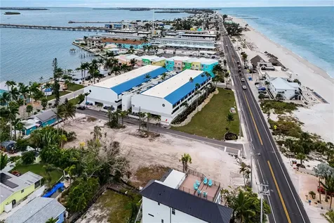 1101 Gulf Drive N Bradenton Beach FL 34217