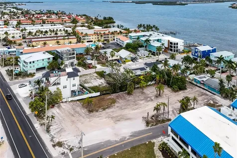 1101 Gulf Drive N Bradenton Beach FL 34217