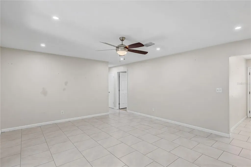 606 Dali Drive Brandon FL 33511