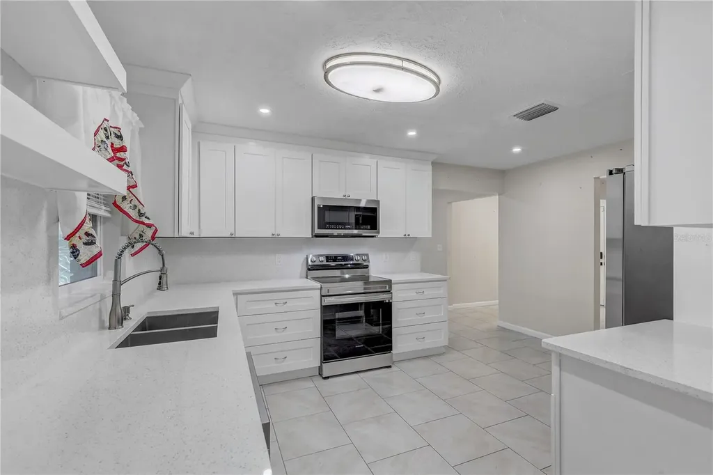 606 Dali Drive Brandon FL 33511